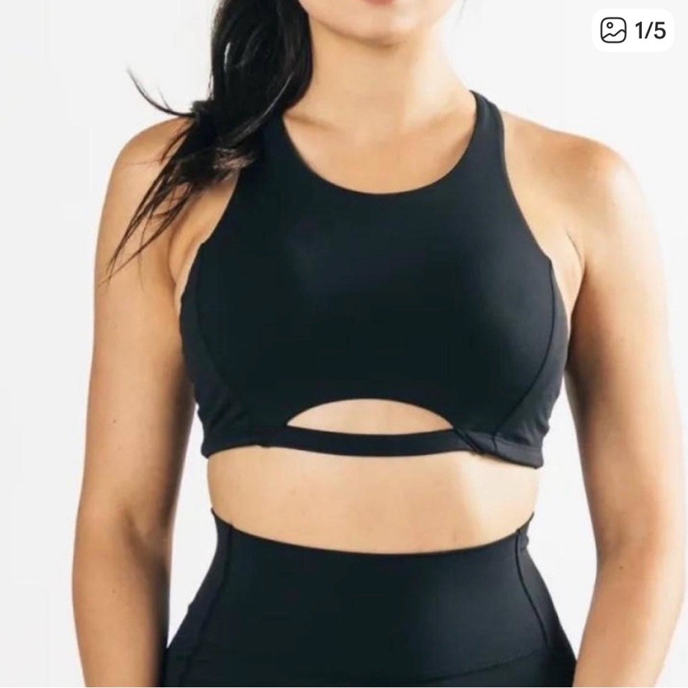 Alphalete Pulse Sports Bra